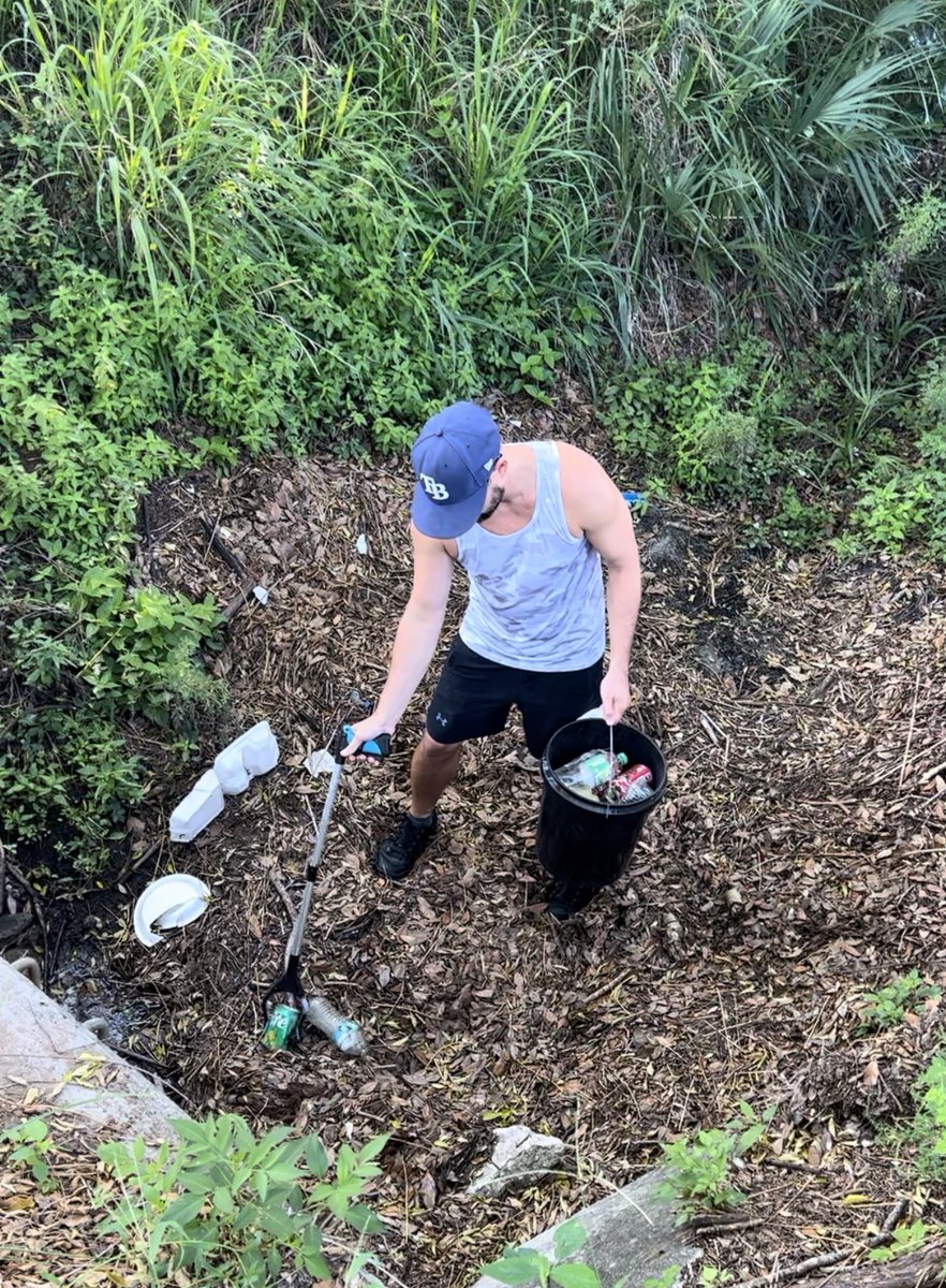 727living's tweet photo. Embracing the golden hour while making a positive impact! Had a fulfilling morning cleaning up one mile of Pinellas Trail w/ Rotary StPete. Proud to be part of a community dedicated to preserving our beautiful surroundings. #RotaryStPeteSunset #CommunityCleanup #PreservingNature https://t.co/fh9wiUnATQ
