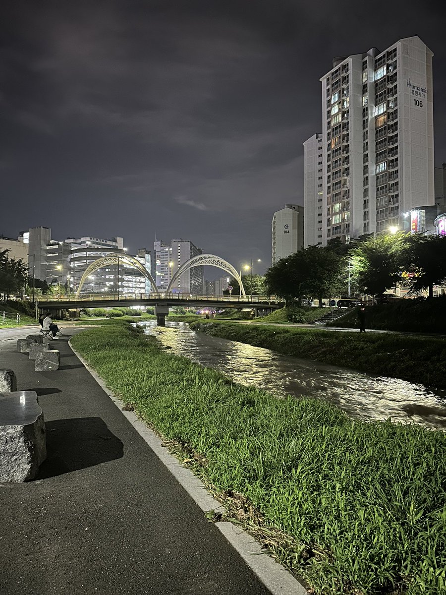 Dalliance3293's tweet photo. Perception imagery;
@cheonancity https://t.co/KAmNj1kV8w