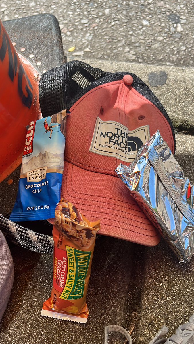 FoodDriveLady's tweet photo. #savannahbananaslineleader Tip #2: bring necessary supplies! Liquids, snacks, hat, charger bank, and of course the umbrella! https://t.co/oVfJpcJvBd