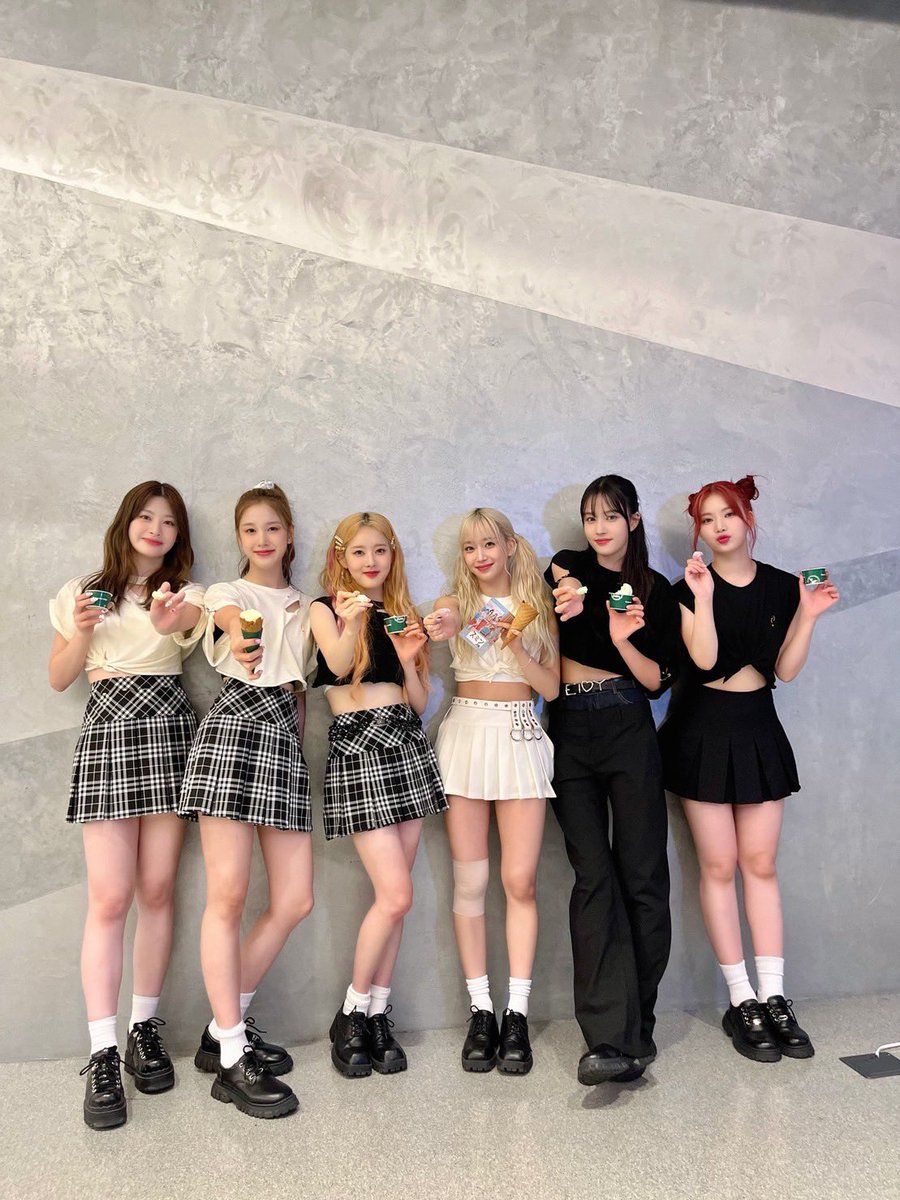 STAYC_JP's tweet photo. 📸 ❥･•💖

2023 STAYC FANMEETING  “SWITH Gelato Factory” in Japan🍭
Zepp Yokohama公演二回目終了📷⭐️

 #SWITH のおかげで
幸せな時間を過ごせました💖
これからも一緒に歩んで行こうね🫶

#STAYC #스테이씨 #ステイシー  #스윗 https://t.co/3gEOVCwygS