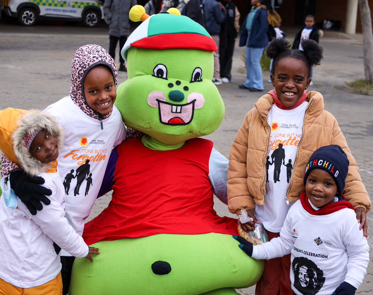 Nedbank's tweet image. The annual children’s celebration fun walk in Joburg with the @NMCF_SA was fantastic. 🥳 

We were excited to #ServeLikeMandela and bring joy to many children’s lives. We walked from the @_NMCH_ to the Joburg Zoo. 

#SupportWhatMatters