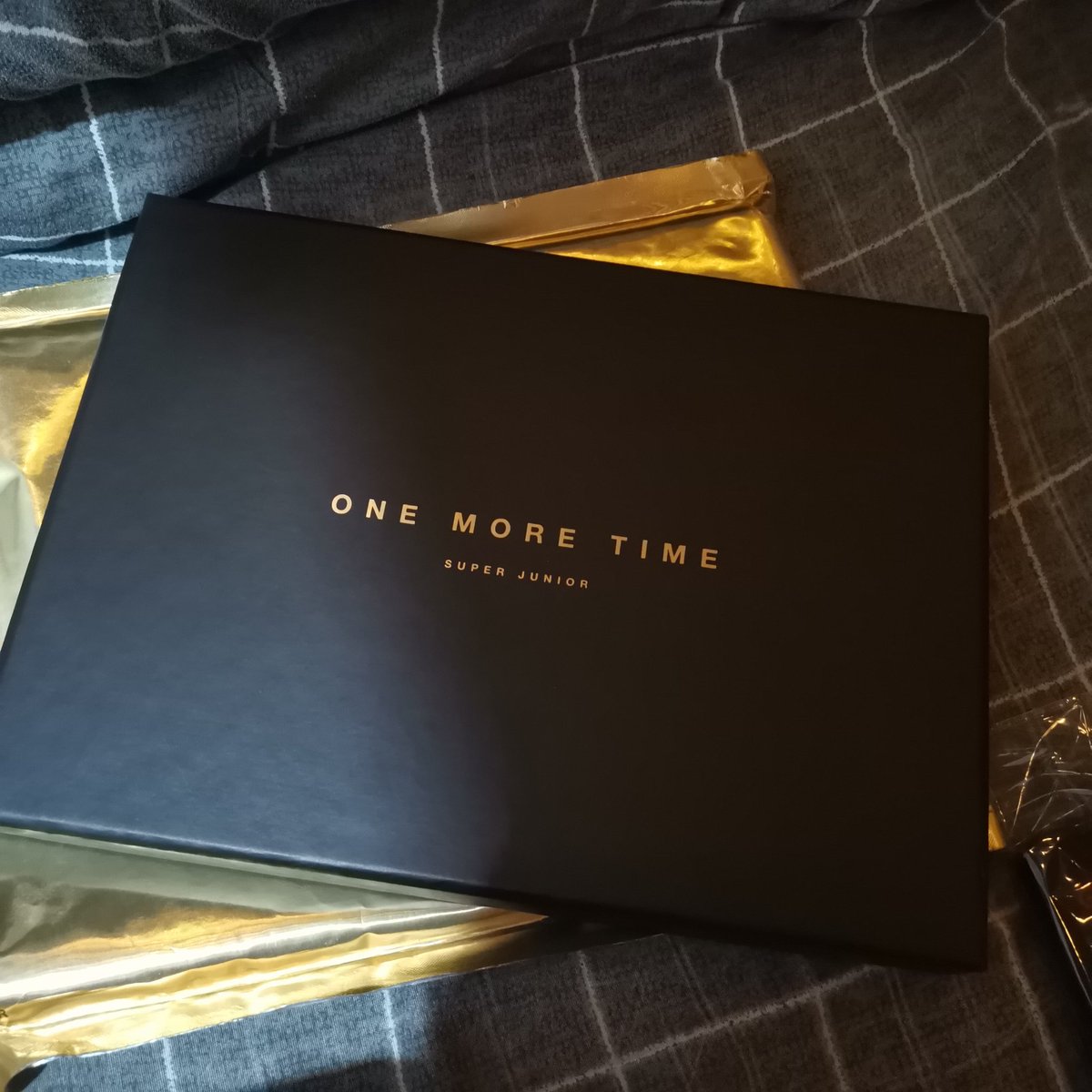 selleingcart's tweet photo. wts lfb suju super junior ph | #selleing

❛ ༉‧₊˚ One More Chance complete set
𓏔 600 = php complete inclusion in the pics below
𓏔 2/3 days resrv
! prio payo !

will give freebie suju photocards for sure buyer :>

tags
super junior suju elf ph one more chance special ver https://t.co/WLYJlhQViZ