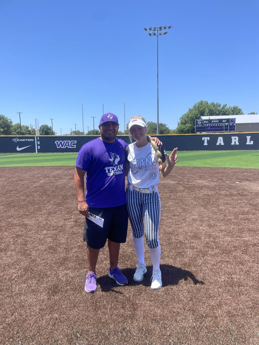 lilly_2025's tweet photo. I had a great time at the Tarleton Camp! Thank you so much for the great workout and some of the best one on one outfield work! @Coach_Cump @TarletonSB https://t.co/vzzG531M2f