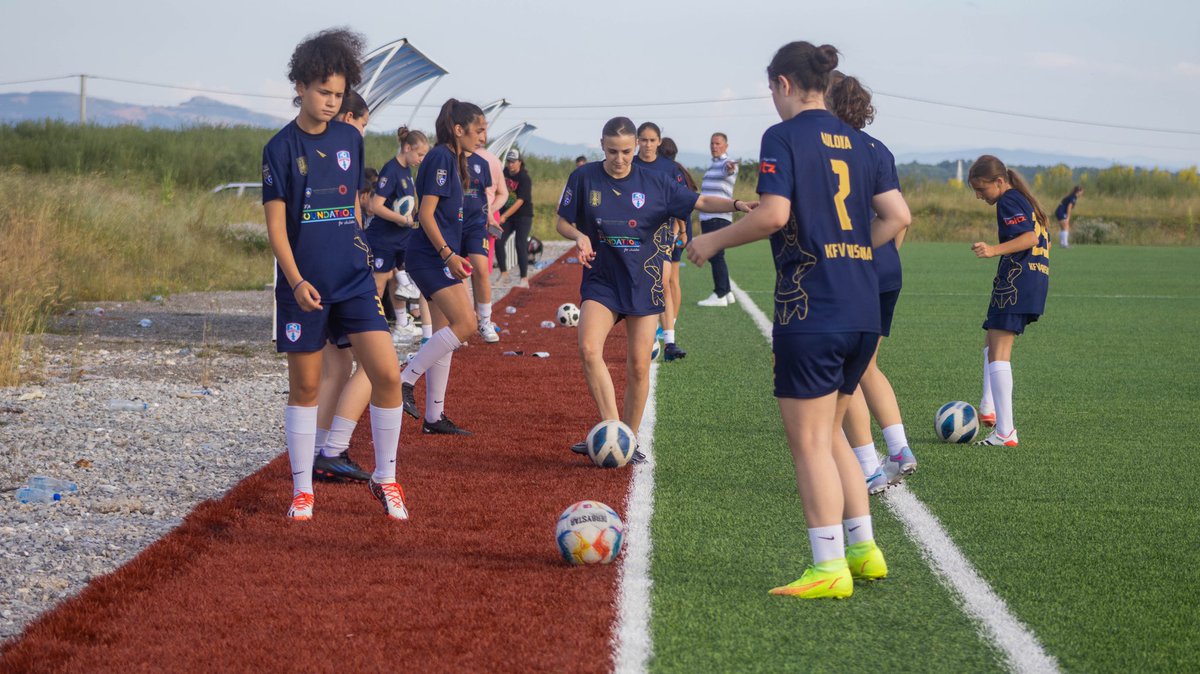 "🌍🌟 On #WorldYouthSkillsDay, let's celebrate the power of football in shaping young minds! Especially for 👧🏻playing ⚽️ not only hones their athletic abilities, but also builds teamwork, perseverance, and leadership skills.💪🙋‍♀️ #GirlsInFootball <a href="/UEFA_Foundation/">UEFA Foundation</a> @AustrianDev
