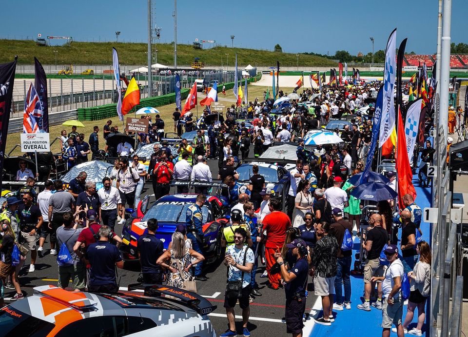 circuitomisano's tweet photo. Fanatec GT World Challenge Europe
Saturday movement! ๐ฅ๐
#rideoncolors #GTworldChEu @GTWorldChEu @ValeYellow46 https://t.co/aW8ps6vDl8