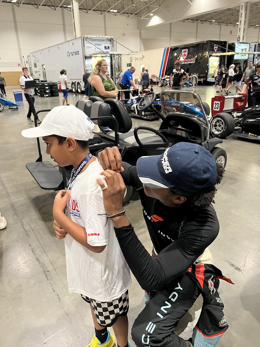TorontoHifz's tweet photo. 🏁 Thank you @KidsUpFrontTO &amp; @kids_on_track for the opportunity to experience @hondaindy. It was a pleasure to meet #USFPRO drivers @lirim_zendeli and @OceanbyMR. Looking forward to the first race at 11:50 🏎️ https://t.co/CMrtJ6rJRZ