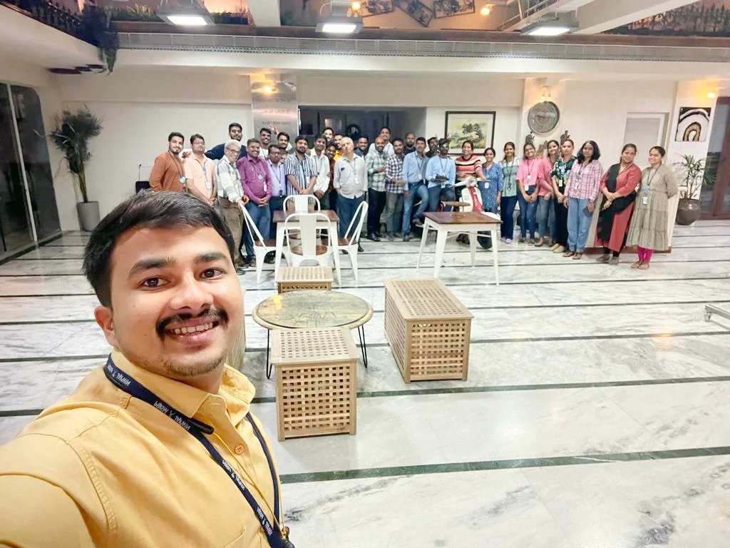 Lifeatprism's tweet photo. Birthday Celebration of Brijesh๐on 15th July 2023 ๐๐๐ฅณ
#happybirthday #birthdaycelebration #prismites #lifeatprism https://t.co/EfaceffDtm