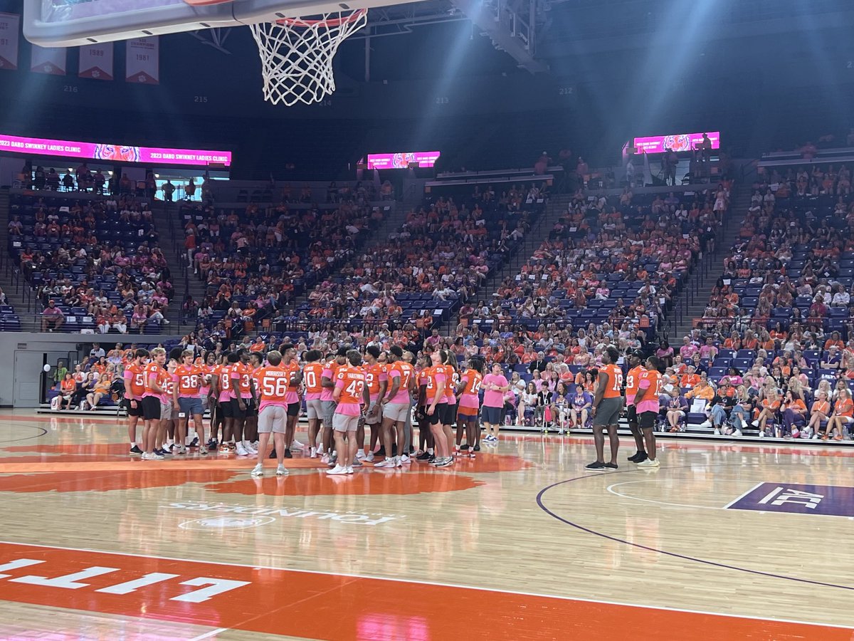 coachjody29's tweet photo. We have a lot of Great days at Clemson, but this is one of the best every year💜🧡.  #AllinforaCure https://t.co/9faew7I4FT