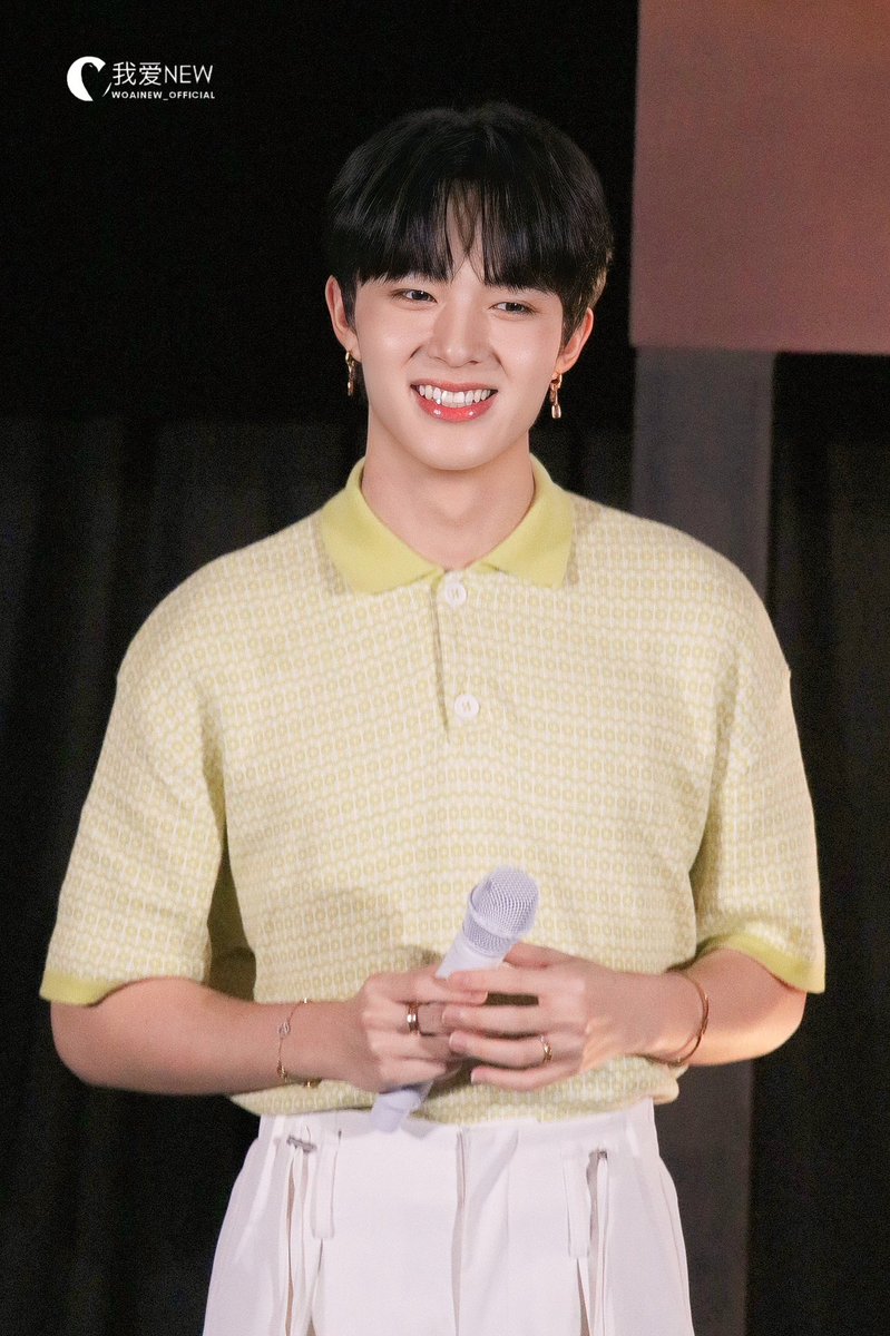woainewofficial's tweet photo. น้องรวีมาแล้ว รอบ 3 เริ่มเลย!~🥹✨

#ดับแสงรวีรอบพิเศษ

— @CwrNew ♡ #NuNew https://t.co/pqqRAJTRgk
