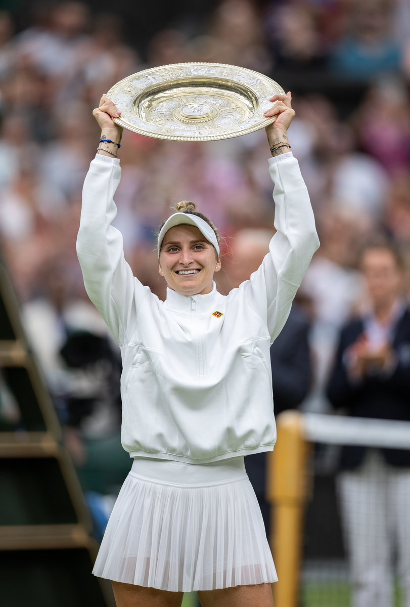Lift it high, Marketa 💫

#Wimbledon