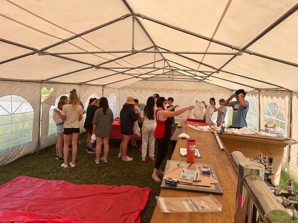 CarletonPlaceYC's tweet image. "Build it and they will come." Jackson Home's INC Field of Dreams is here! Pinch me!? Thank you!!!!!!!!!!!!
Learn more about this amazing, new program funded and supported by the incredible Jackson Homes! cpyouthcentre.org/field-of-dream…