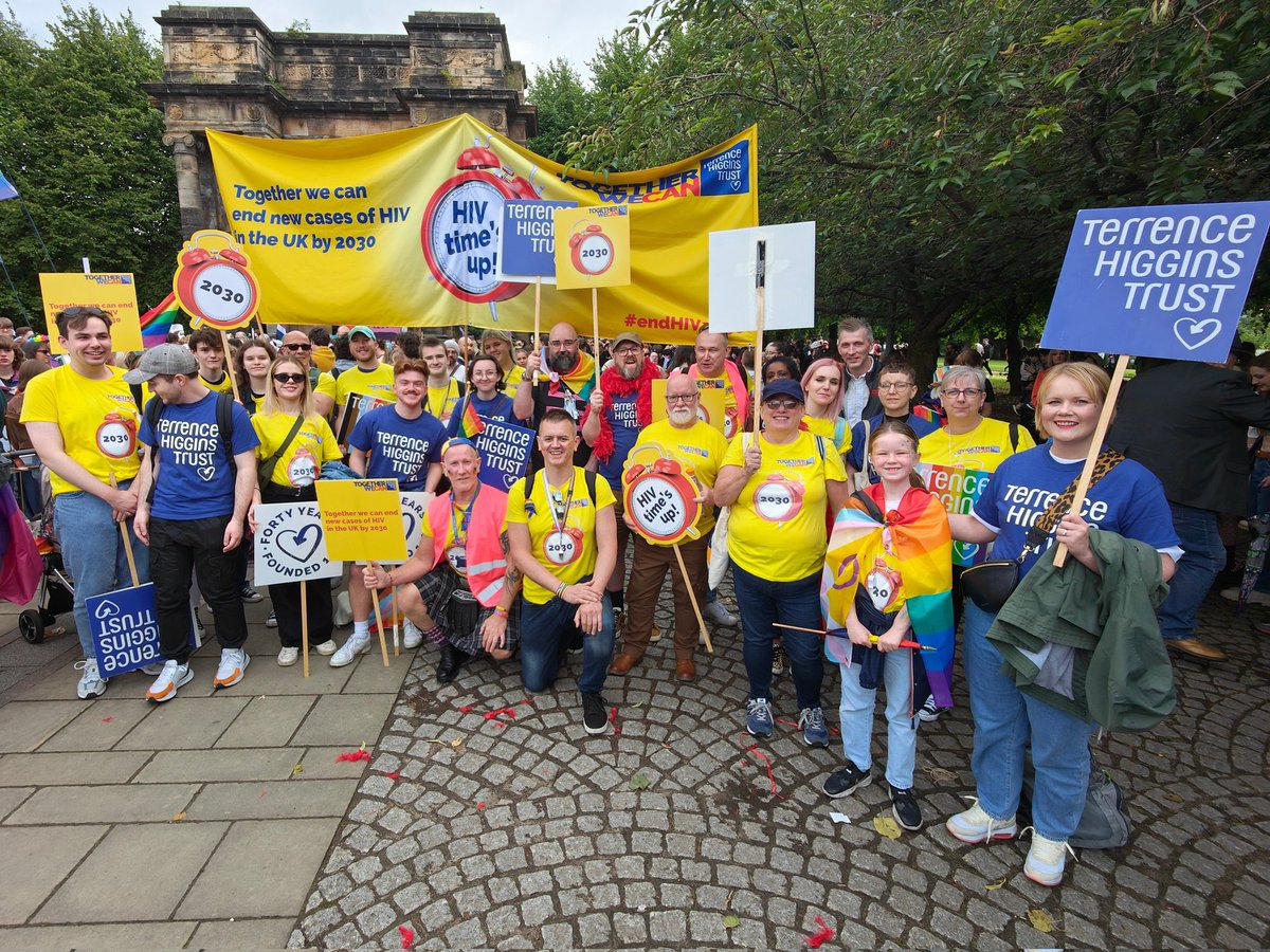 Great day celebrating Glasgow Pride 2023 with @THTScotland and friends!💙 Glasgows message is clear: #HIVTimesUp