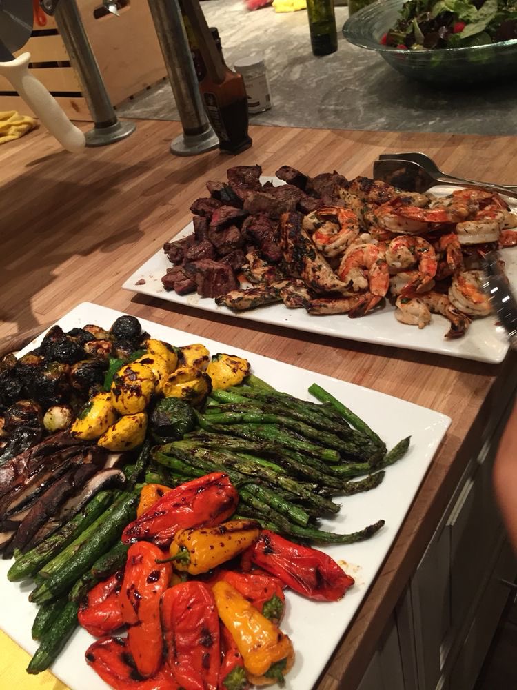 azurazone's tweet photo. 📍Maheswararuga's Farmhouse
Eat well 😋🍢
#OneFunDay #HolidayWithMA https://t.co/wLQYRN8CRY