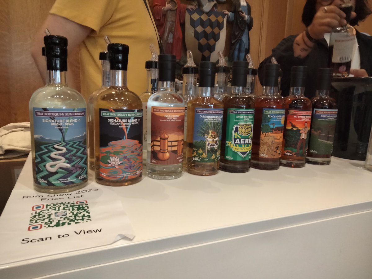 FiShoop's tweet photo. Fabulous second day @WhiskyExchange #RumShow! Great rums and the loveliest people. I didn't drink a huge amount but loved what I did. Thanks to @cowfish, had to buy a bottle of that weird and funky French Antilles Grand Arome, unaged SBS #rum https://t.co/VCHro50b02