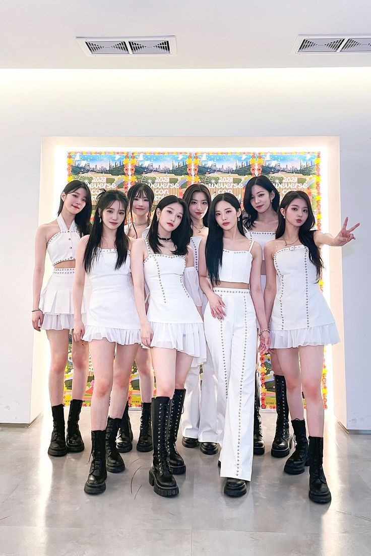 fromislovsz's tweet photo. 프로미스나인과의이천일
#프롬이와_2000일의_눈맞춤
오로지행복만줘서고마워
#2000DaysWithfromis_9 
더큰행복으로보답할게 https://t.co/yz2YIXNgv6