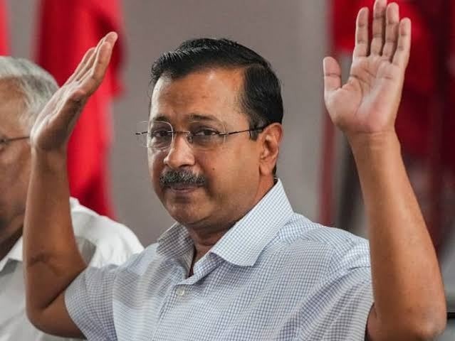 Pardeep19661's tweet photo. देखें जी,दिल्ली में बाढ़ आई नहीं,लाई गई है,हथनीकुंड से सारा पानी दिल्ली की तरफ छोड़ दिया गया,वहां से HR और UP की नहरों में पानी नहीं छोड़ा
देखें जी इनकी शरारत,हथनीकुंड से निकल कर 228 km हरियाणा से होता हुआ फिर पानी दिल्ली में आता है
इन्होंने पानी सीधा उड़ा कर दिल्ली में फेंक दिया https://t.co/0t1pZZsU8M