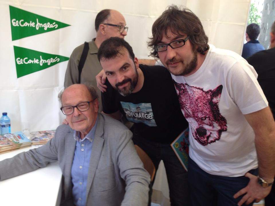 YofuiaEGB's tweet photo. Estamos desolados. Ha fallecido Ibáñez. Tuvimos la enorme suerte de conocerle en persona. Luto nacional. Descanse maestro. https://t.co/7qJsQCSsEU