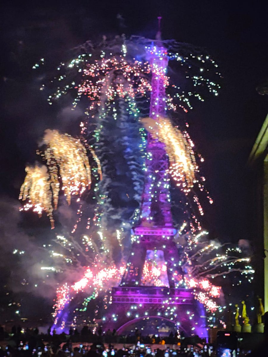 It was a pleasure seeing #BastilleDay celebrations live in #Paris 🇫🇷

Luckily #Web3 takes you to the most beautiful cities #EthCC <a href="/ETHGlobal/">ETHGlobal</a> 

Seems like <a href="/narendramodi/">Narendra Modi</a> wasn't the only #Indian in attendance