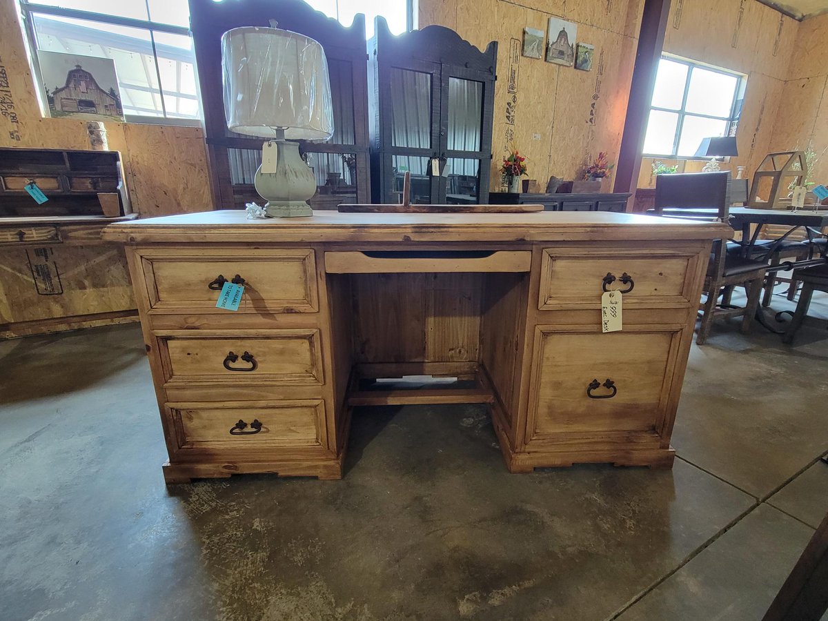 rusticbarninc's tweet photo. Did you say you were looking for a new desk?  Well, we've got you covered! Drop by The Rustic Barn, Thurs-Sat from 10 to 5 and check out our beautiful options!  https://t.co/GVoVi32d0N #desks #furniture #rustic #realwood https://t.co/FiQmlNmsxq