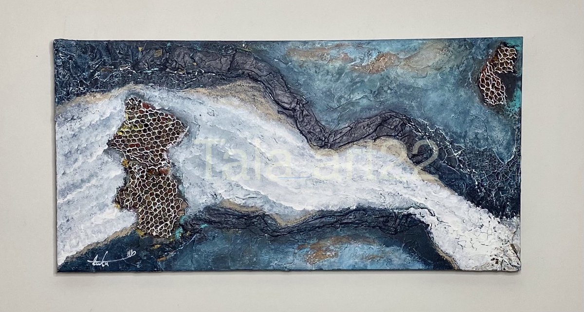 Tala_Nasib's tweet photo. Beehive
100x50x5 cm
Available on my website : https://t.co/womeMlew2r

When I saw the beehive on a snowy mountain without any flowers and plants around, many thoughts rushed to my head and I portrayed a combination of those impressions on the canvas.
#art #artgallery #paint https://t.co/lKJMSNsOUt