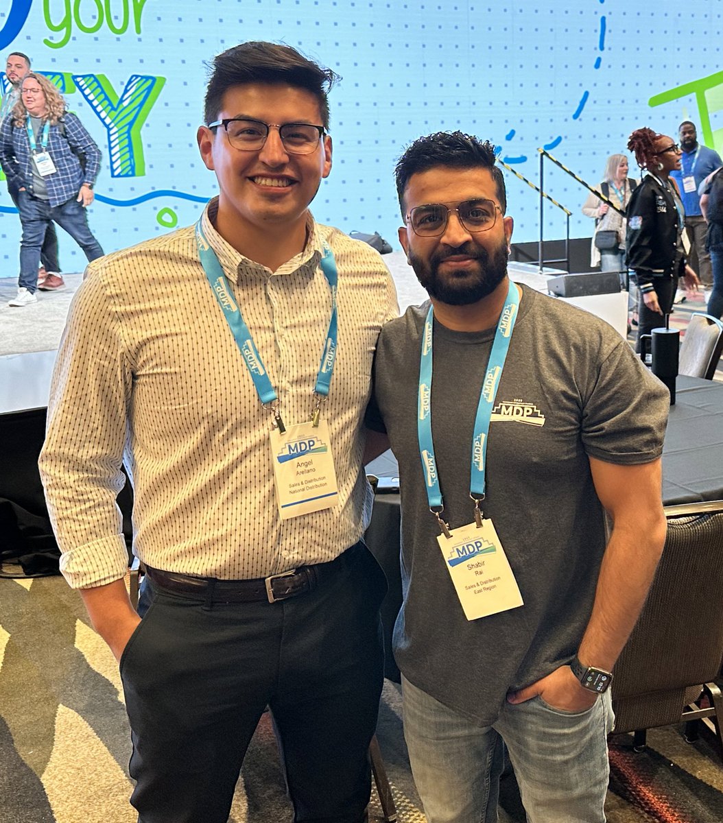 𝑆ℎ𝑎𝑏𝑖𝑟 𝑅𝑎𝑖 🍁 tweet media