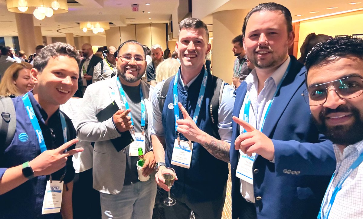 𝑆ℎ𝑎𝑏𝑖𝑟 𝑅𝑎𝑖 🍁 tweet media