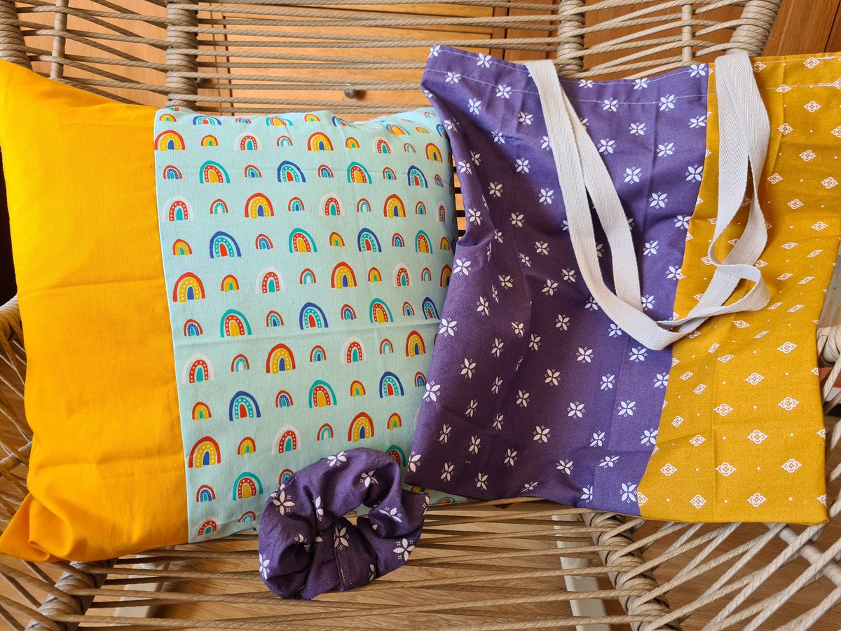 JoSheldon's tweet photo. Ready for the Sewing Bee (aka @Heathfield_CC Enrichment Week) 🐝 https://t.co/8249Wb46lG