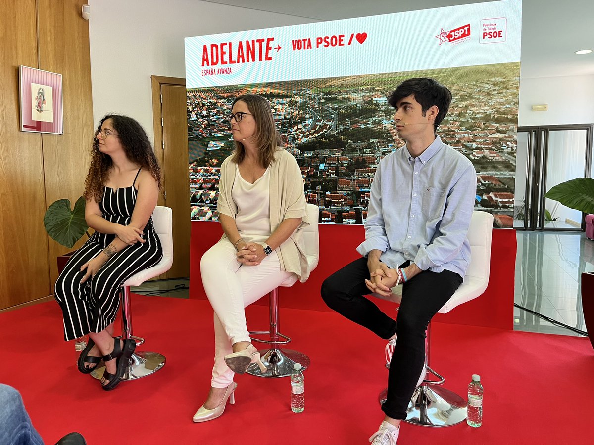 Albertohgarrobo's tweet photo. Magnifico encuentro en Cobisa, para dar a conocer un proyecto común de avances, enfocado en la igualdad, el crecimiento económico y la juventud.
Gracias por la acogida https://t.co/ifxXC3M5om