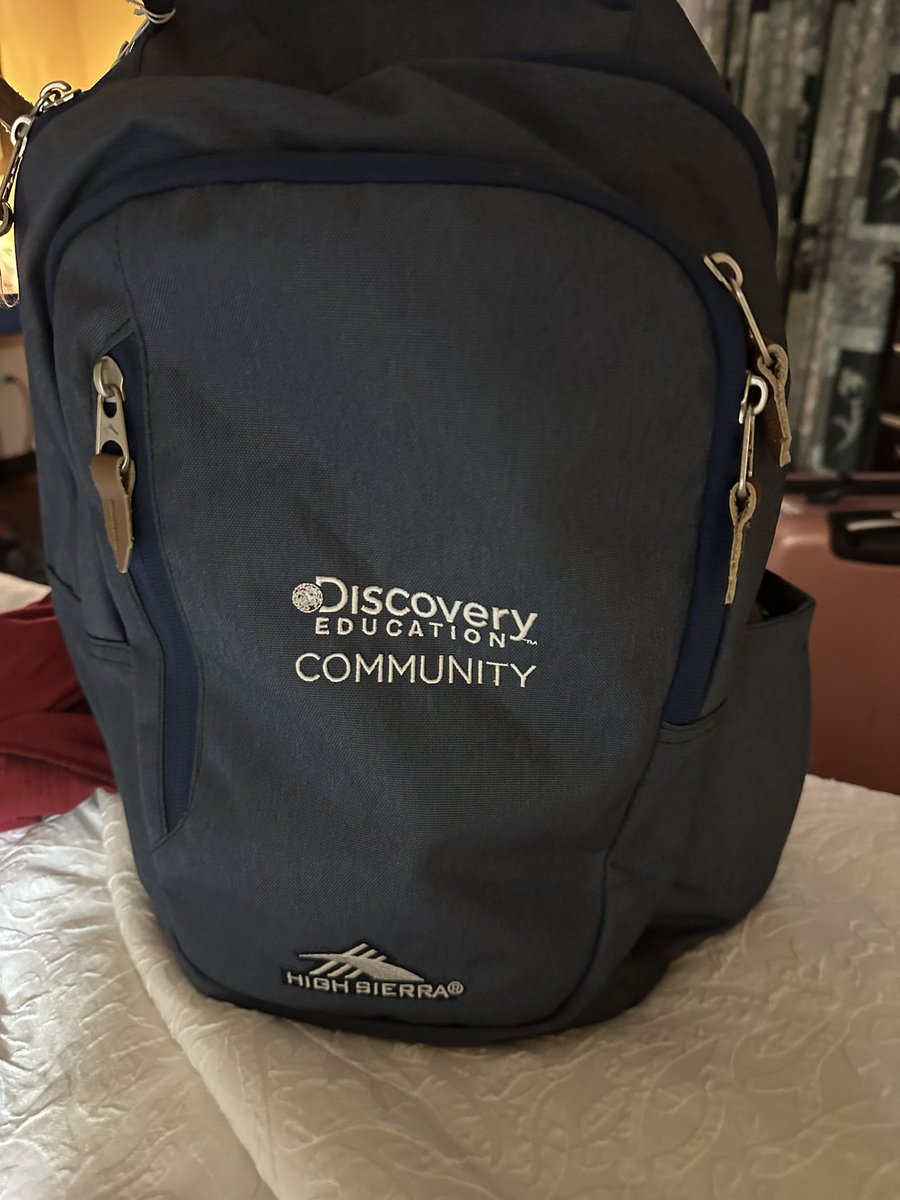 dawes_laura's tweet photo. I bring the power of the Discovery Education Community every trip since I received this backpack as a Small Group Leader. #becauseoftheDEN #DiscoveryEducation #DENfriends https://t.co/MUMkP0gCMX