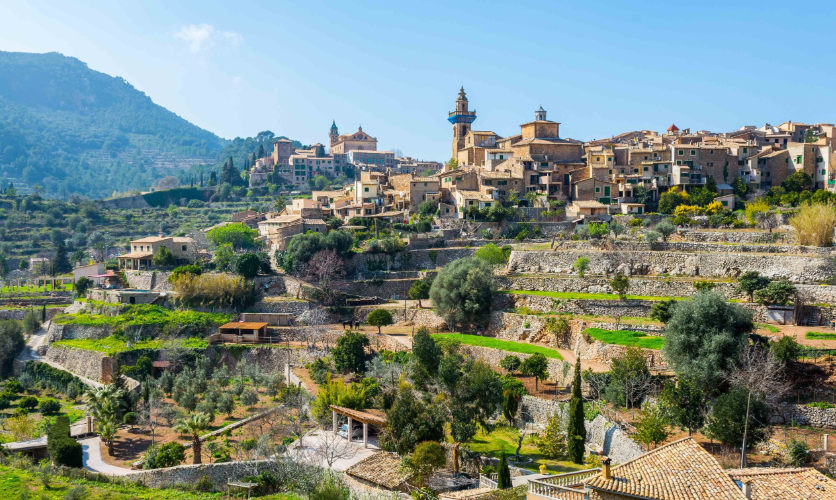 AutosVima's tweet photo. Take in the most romantic town in Mallorca!
Valldemossa an idyllic small town which you can take in during the sunset!
https://t.co/smb2xdWUTc
#valldemossa #mallorca #sunset #vima #rentacar https://t.co/lqpkyLNwU5