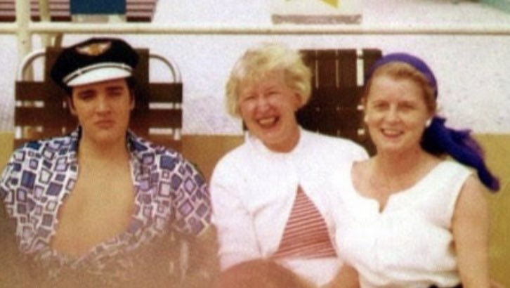 Elvis on Board of the “S.S.Matsonia” crusin’ to Hawaii, November. 1957 ♡