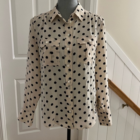 Stylespick2's tweet photo. So good I had to share! Check out all the items I'm loving on @Poshmarkapp #poshmark #fashion #style #shopmycloset #kendallkylie #jcrew #torrid: https://t.co/MLUvwjaZxl https://t.co/O5HjCaeB6I