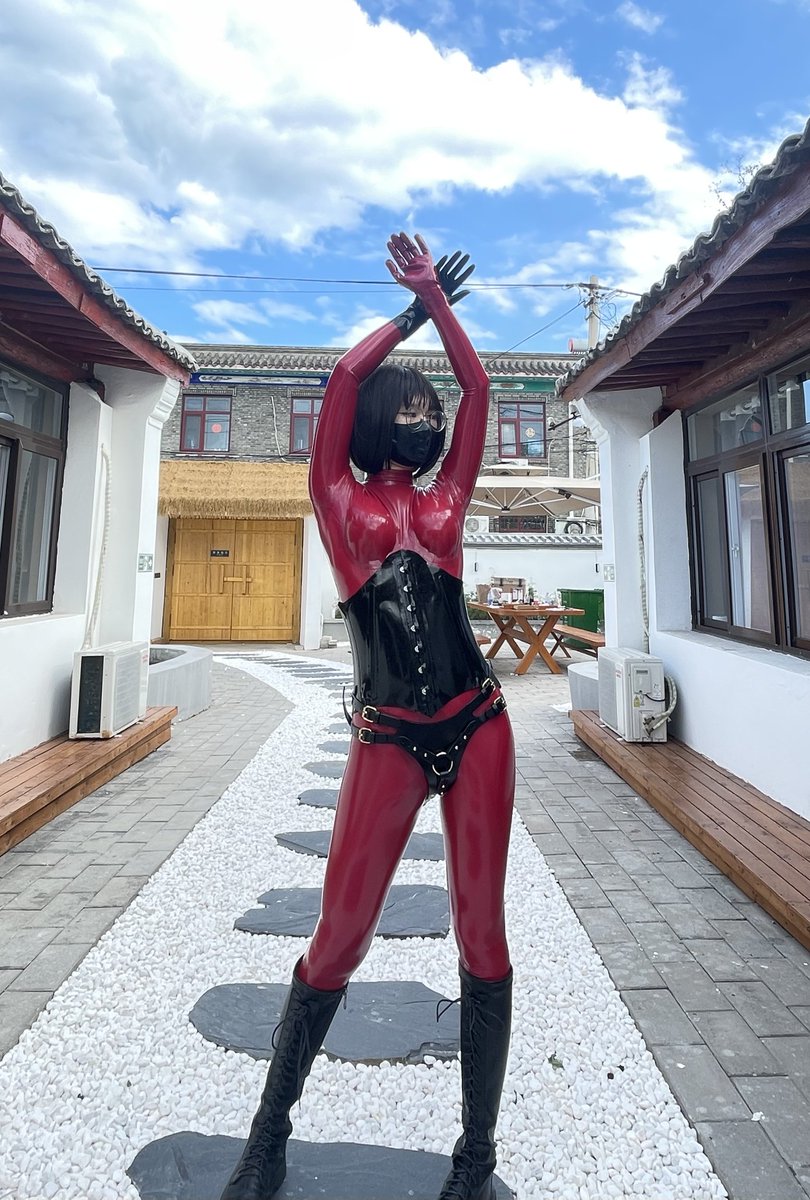 📸： <a href="/LeslielsPretty/">✨Leslie</a>