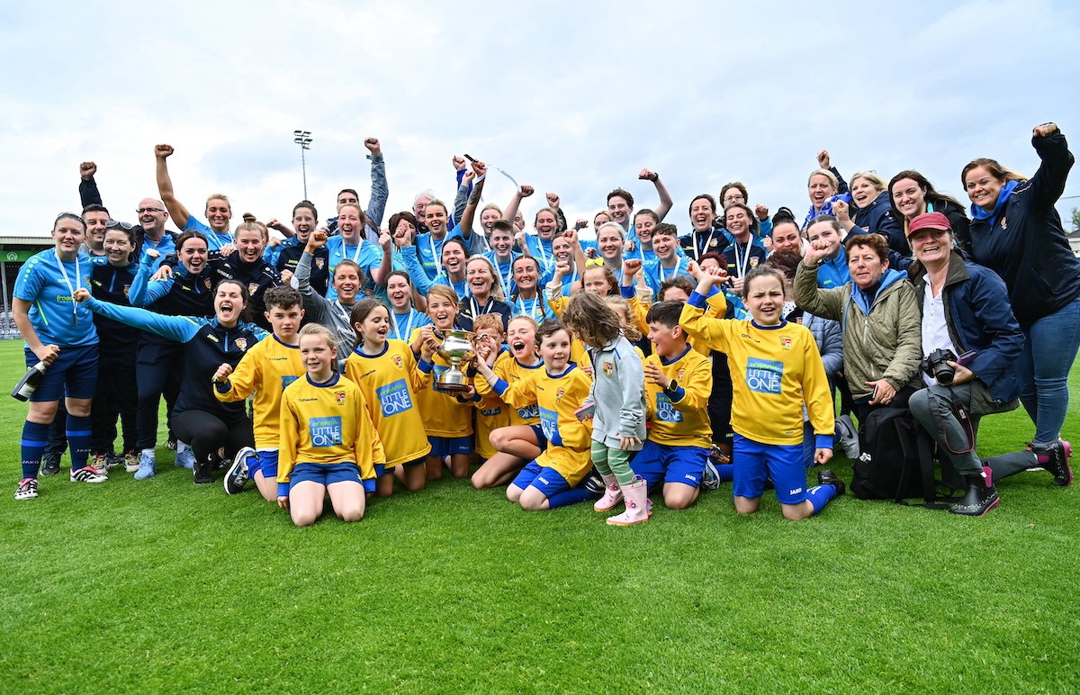 Congratulations to @terenurerangers 🏆 An incredible performance from the Dublin side saw Terenure secure a 6-1 win to claim the FAI Women's Amateur Cup over @BonageeUnitedFC 👍 Report | fai.ie/domestic/news/…