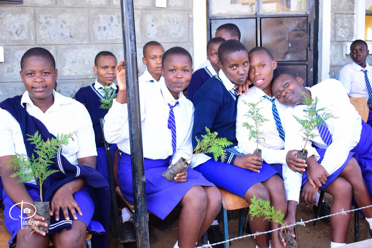 onechildonetree's tweet photo. We extend our appreciations to AIC Kamoret Sec School, Uasin Gishu County for hosting us for a Climate Change Education, Tree planting sessions and Pad Donations excercise.
#OneChildOneTree
@JeffreyKosgei
@PACJA1 @kean_network @KalukiPaul @onjolo_kenya https://t.co/MrtdJ7sCzN