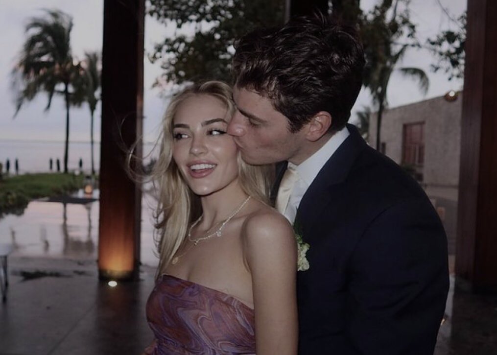 ⠀⠀
   it’s a warm    celebration of 
   all of your years. i dream of 
   your story, of your fairy tale.

                                             ♡ yeva &amp; neven
⠀⠀