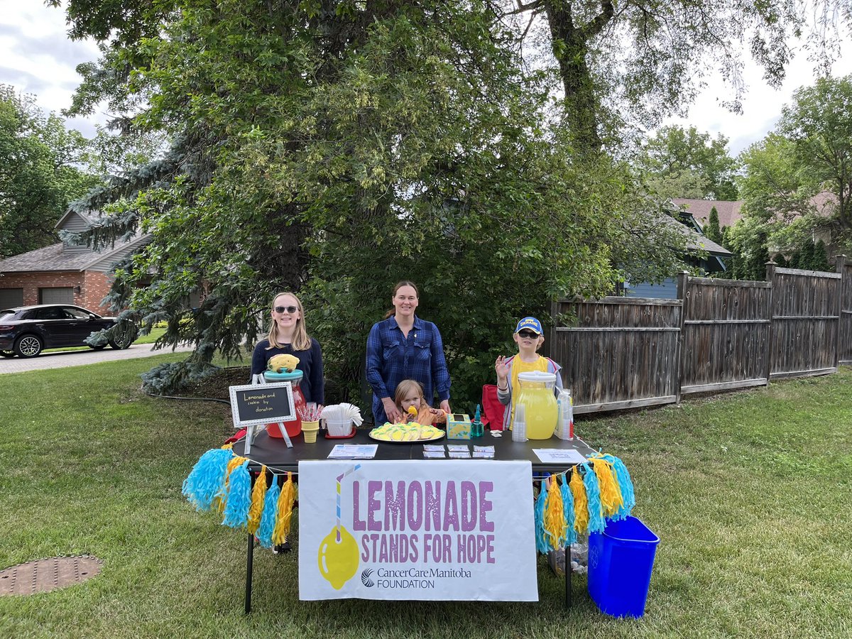 TheJacek's tweet photo. Lemonade stand to raise money for @CancerCareMBFdn
#Lemonadeforhope
If you cannot come out, donate on line.
https://t.co/vDwsgz5HBm https://t.co/laa7TksUoD