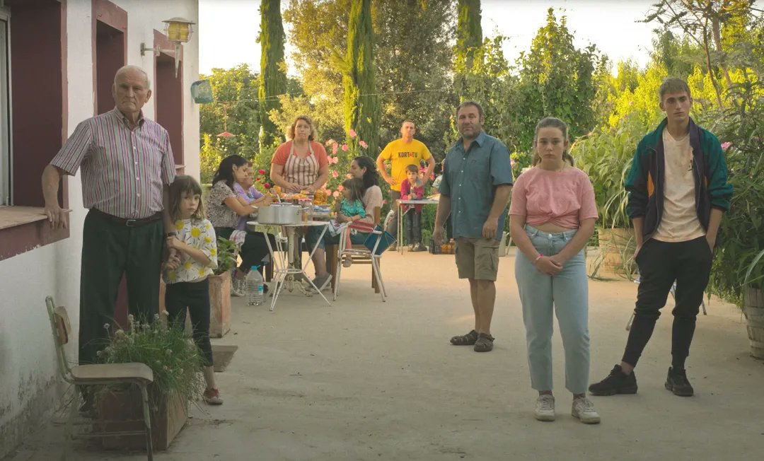 filmaginacija's tweet photo. 🎥 Alcarras (2022) directed by Carla Simon https://t.co/fiCAIx9Hsy https://t.co/8dEvHmaAEP