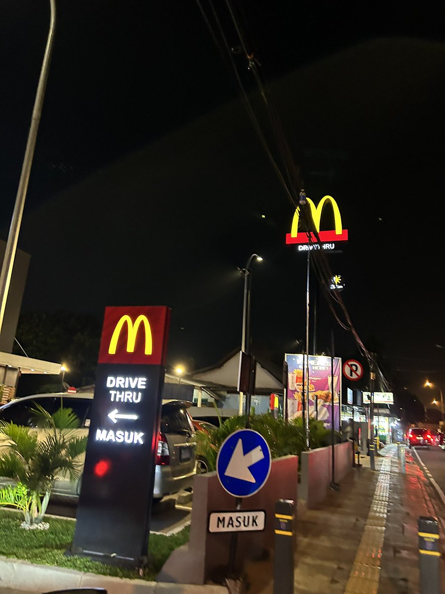 ؘ (@rockexr) on Twitter photo 