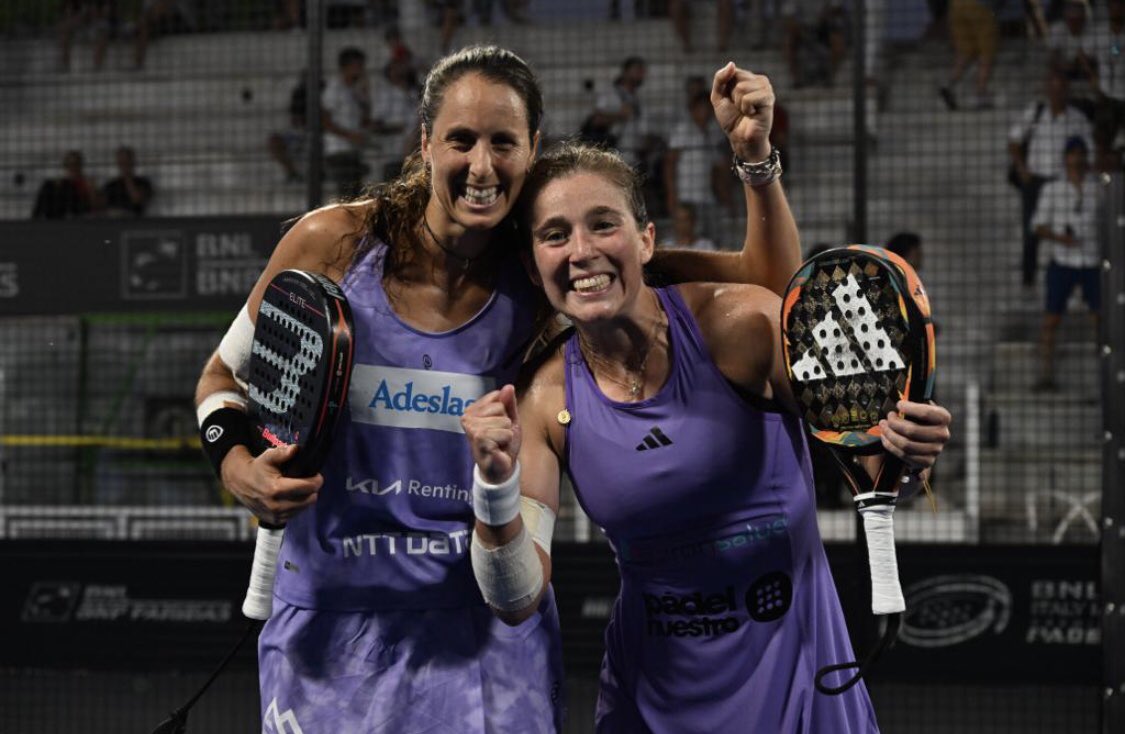 setpadelok's tweet photo. ¡ESTÁN EN LA FINAL!🫡

Marta Ortega y Gemma Triay consiguen el pase a la final de tras vencer a las gemelas Sanchez Alayeto 6-2/6-2.

#BNLItalyMajor #PremierPadel 

📸PremierPadel https://t.co/zKoaVmLNNO