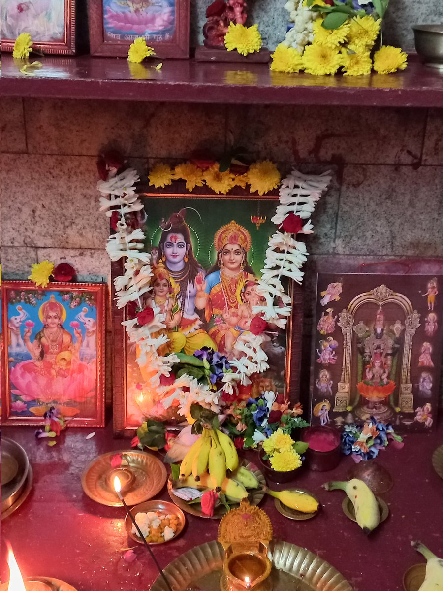 1029Anjan1981's tweet image. #Shanipradosh #Shivrathri #Sawaan #Shiva #Harharmahadev 🙏🙏♥️♥️