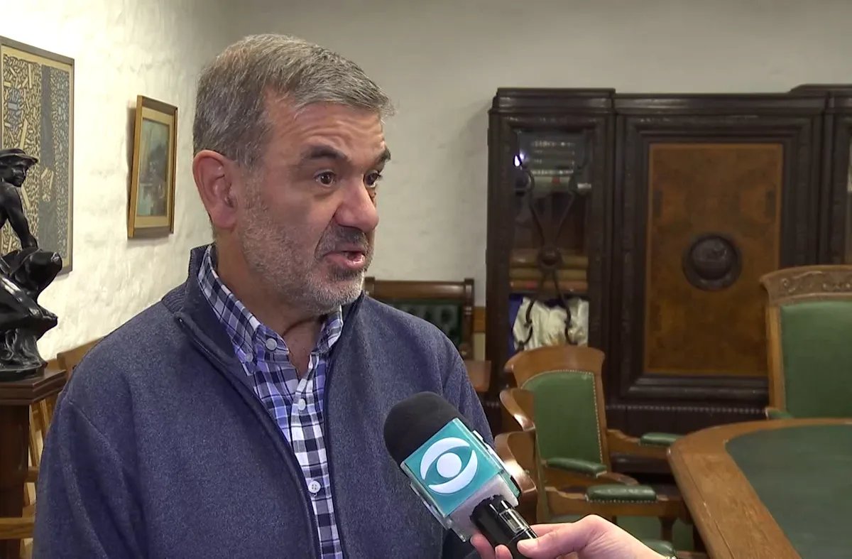 LahitteCarlos's tweet photo. ⏩ Decano manifestó “preocupación”por dichos de Arbeleche sobre auditoría interna en Udelar
Jorge Xavier indicó que no tiene la obligación de hacer la auditoría porque es un ente autónomo
Se inmolan con actitudes fascistas si no tenés nada que esconder no tenes nada que aclarar. https://t.co/pEByRBxq08