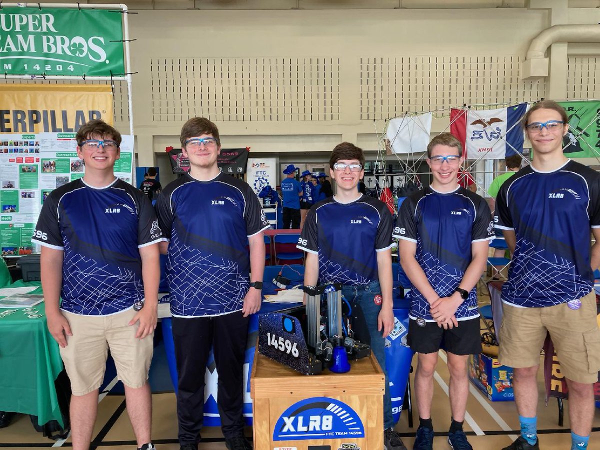 Ready for CRI, and excited for our seniors last competition! 🎉