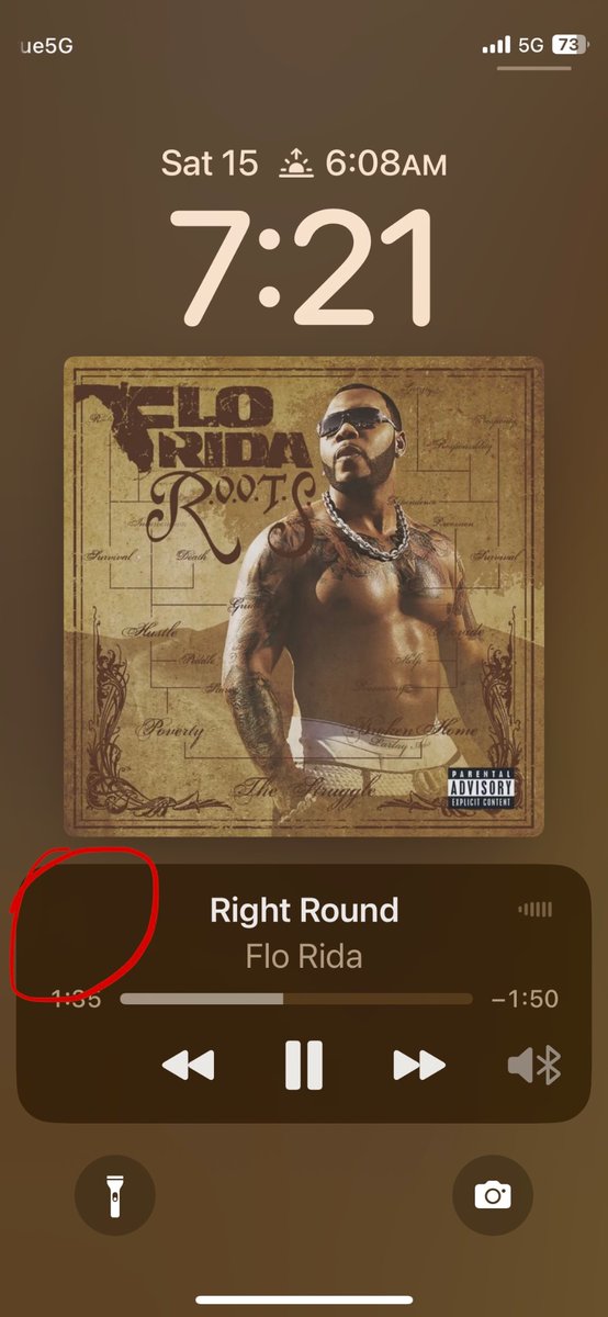 akkielamkhade's tweet photo. @Spotify @spotifyindia Add a Like button on the lockscreen of the iPhone. It's super inconvenient to unlock your phone everytime to like &amp; save a song.  There's plenty room for it in on the left side. https://t.co/wPCn7J1d0o
