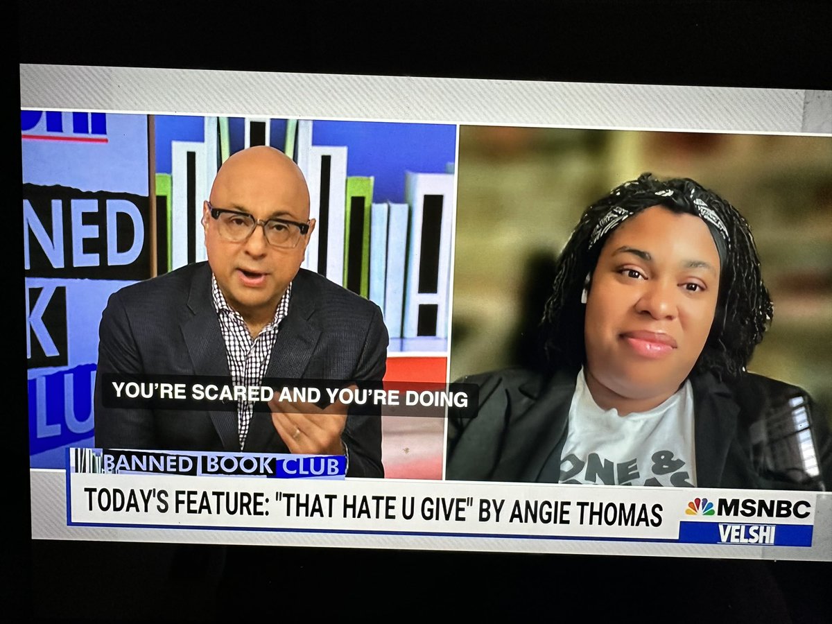 The one tv segment I make sure to never miss is @alivelshi’s #BannedBookClub on @VelshiMSNBC. I wish it was not necessary, but it is. Today he’s talking to the remarkable Angie Thomas & her book “The Hate U Give”. https://t.co/micGjf0rca