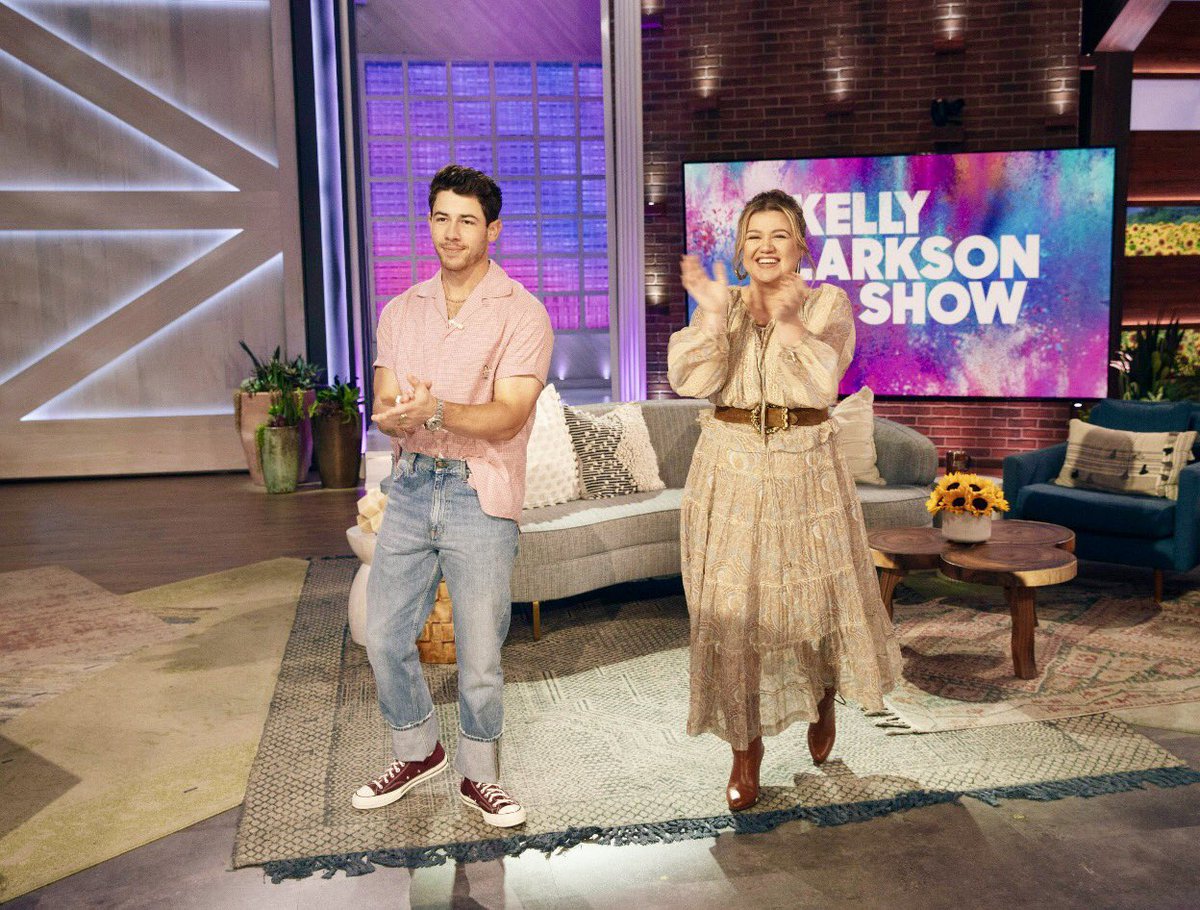 RT @JickNonasNews: Nick Jonas will be on the Kelly Clarkson show this Monday July 17th!! https://t.co/t9rmILBtrX