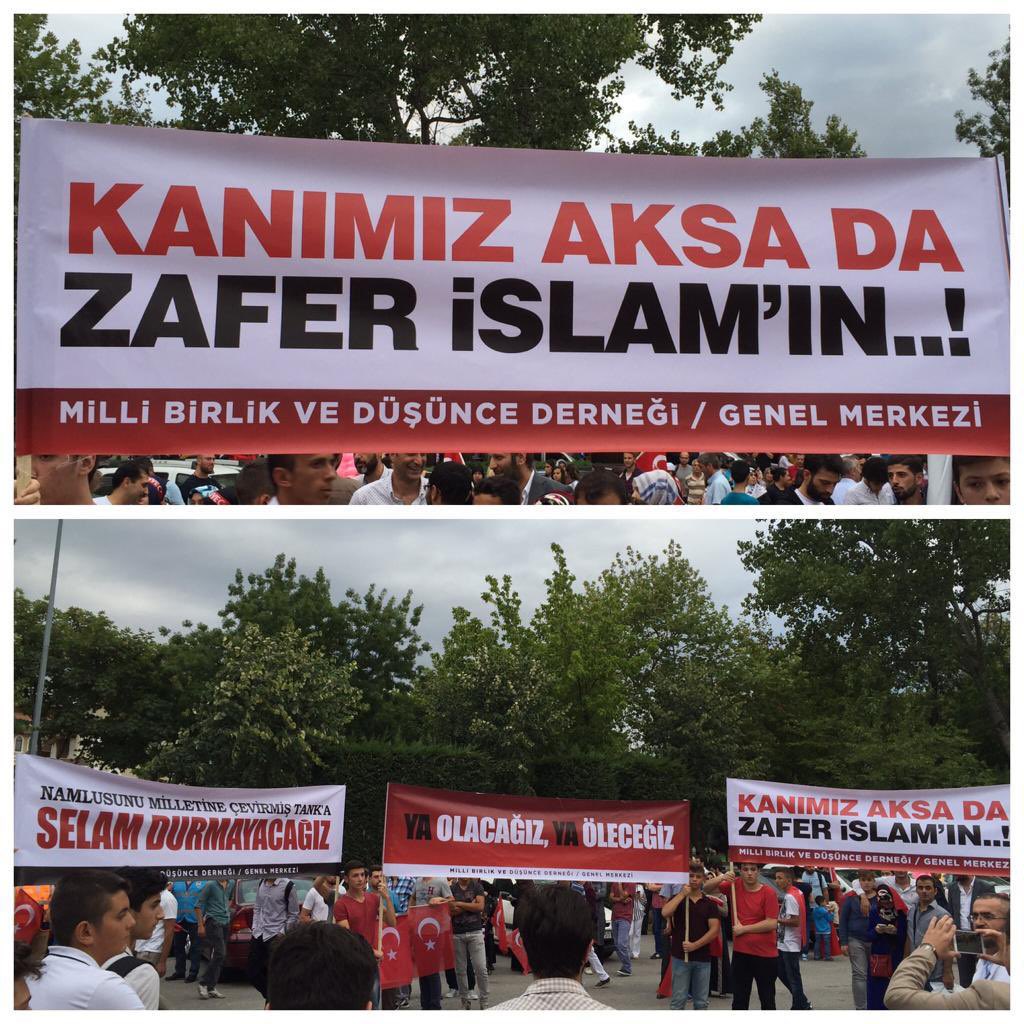 MBD_GM's tweet photo. Milli Birliğimize  ve demokrasimize karşı yapılmış hain darbe girişimine karşı büyük bir kahramanlık ve fedakarlıkla mücadele verirken şehit olan vatandaşlarımızı rahmet ve minnetle anıyor, kahraman gazilerimize şükranlarımı sunuyoruz.#15TEMMUZDESTANI https://t.co/QeyKGJnC7Y