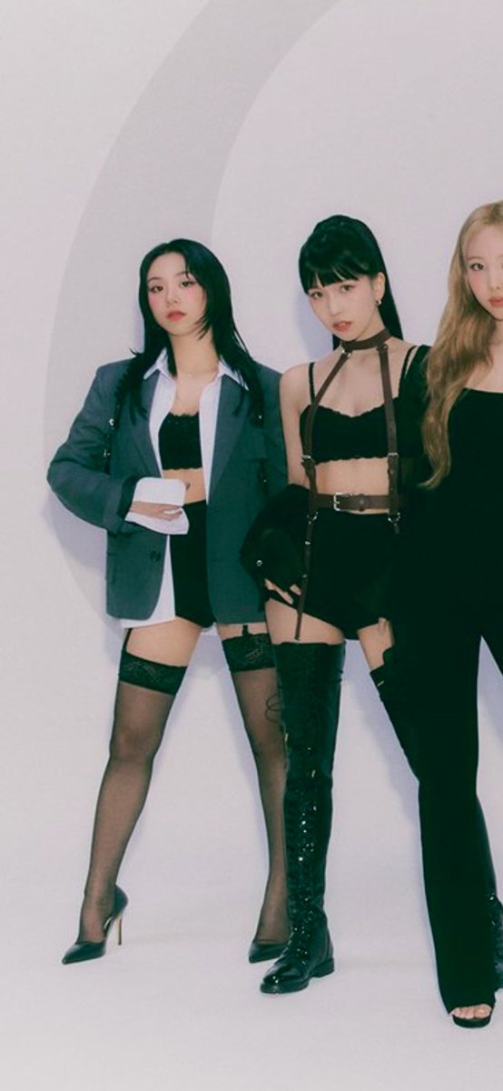 hourly chaeyoung (@chaeyounghours) on Twitter photo 