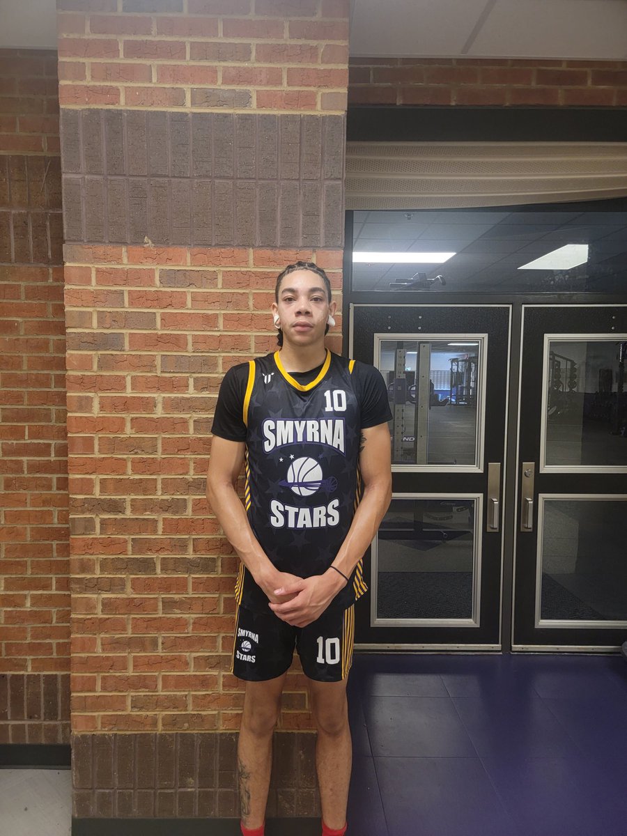 CoachLJA21's tweet photo. Big W for @SmyrnaStars this morning. 2023 6'8 @brycewilkins23 20pts and 2023 6'7 @imjoshbryan Very versatile wings with good size. College coaches should look into these Unsigned Seniors @BracketSage @OntheRadarHoops @TaiYoungHoops https://t.co/uj5R4hOY3r