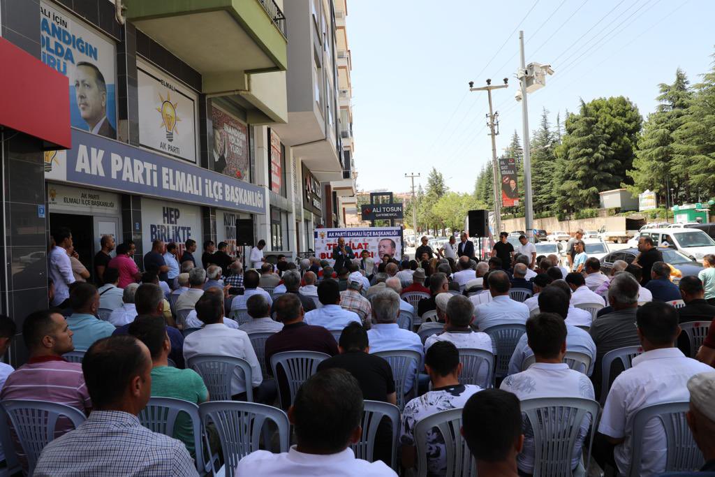 📍ELMALI
Bakanımız Sn. Mevlüt Çavuşoğlu ve İl Başkanımız Ali Çetin ile birlikte teşkilat buluşmamız.
#TürkiyeYüzyılı 

<a href="/MevlutCavusoglu/">Mevlüt Çavuşoğlu</a> 
<a href="/alicetin_07/">Ali Çetin</a> <a href="/alibayramdogan/">Av. Ali Bayram DOĞAN 🇹🇷</a> 
<a href="/halukaltunkaya/">Haluk Altunkaya</a> <a href="/SerifeKurtulmus/">Şerife KURTULMUŞ</a>